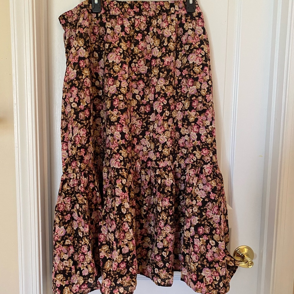 Floral Pink/Black H&M Skirt XXL